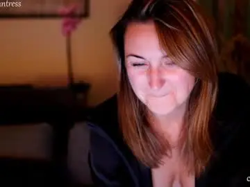 Vsecrets  live sex cam