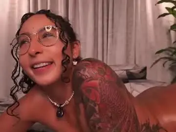 Agatha_collinss  live sex cam