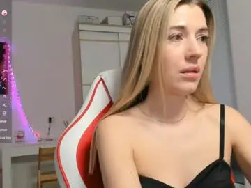 Askcaroline  live sex cam