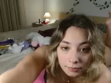 Bluemoonpizza  live sex cam