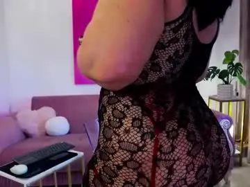 Bootyliciousbunny  live sex cam