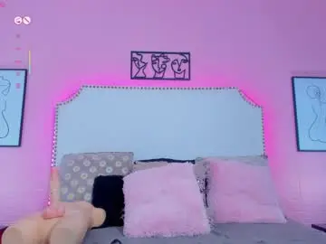 Charlotte_kisss  live sex cam