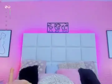 Charlotte_kisss  live sex cam