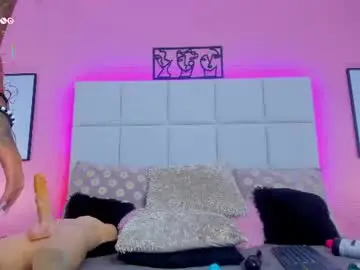 Charlotte_kisss  live sex cam