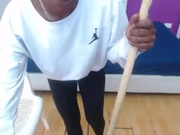 Goldenn_ass1  live sex cam