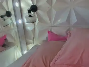Kathalinaxvip  live sex cam