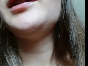 Kiragoldens  live sex cam