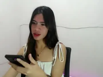 Kitty_holly  live sex cam