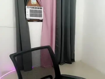 Kitty_holly  live sex cam