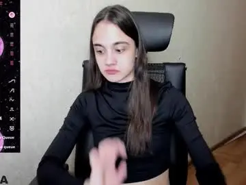 Littleashleyy  live sex cam