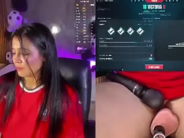 Luciareid  live sex cam
