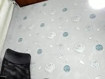 Luna_evaa  live sex cam