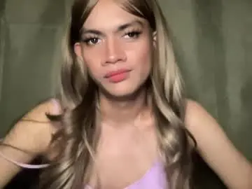 Miss_sapharinaxxx  live sex cam