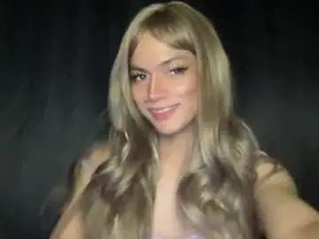 Miss_sapharinaxxx  live sex cam