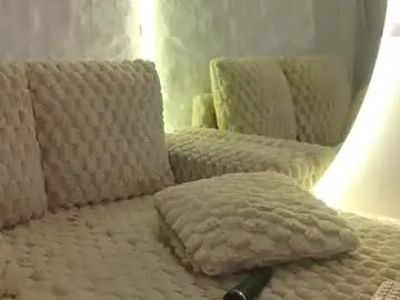Monique_a  live sex cam