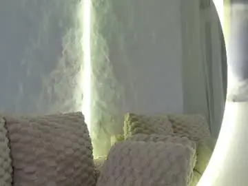 Monique_a  live sex cam