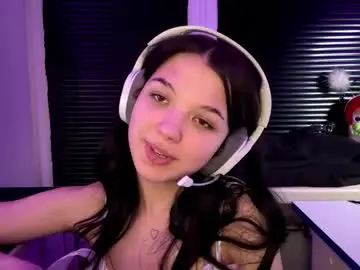 Roxiepiurkowski  live sex cam