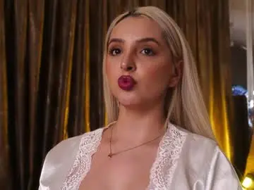 Victoriamorrone  live sex cam