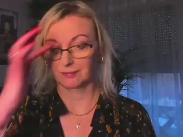 Xvanessalove  live sex cam