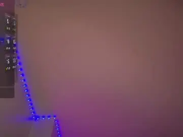Bellamonroee  live sex cam