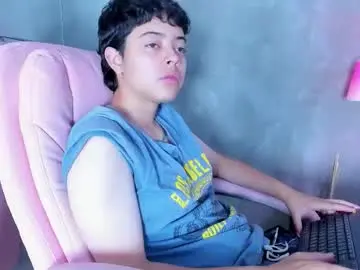 Cris_sasha  live sex cam