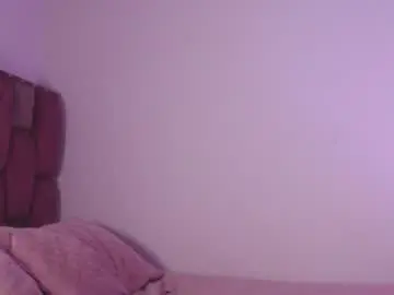 Emily_w2  live sex cam