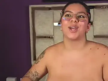 Emilyy_cooperr  live sex cam