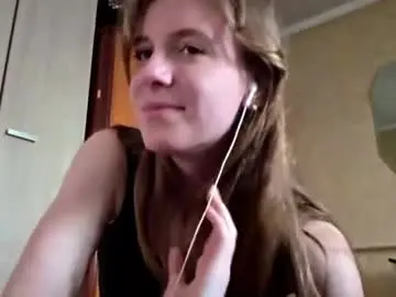 Lucyzachar  live sex cam