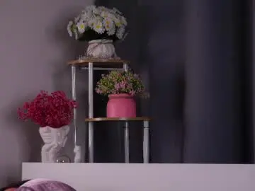 Maidabuoy  live sex cam