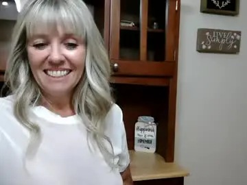 Missdanielle77  live sex cam