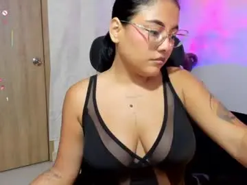 Nina_desire_  live sex cam