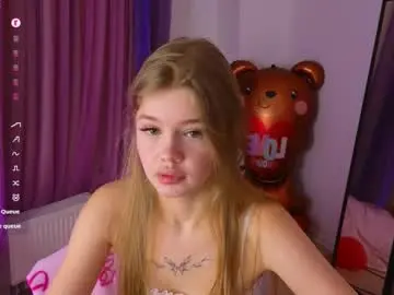 Riinaaa  live sex cam