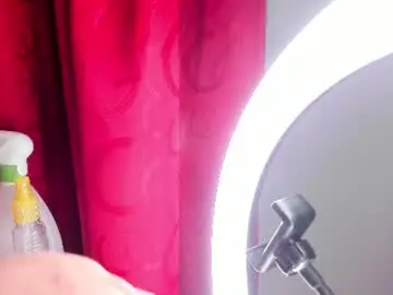 Rubyy_24  live sex cam