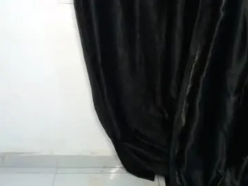 Sexyy_boobss  live sex cam