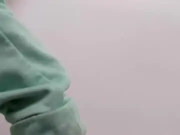 Skinny_kilye  live sex cam