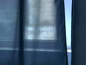 Skinnynatty  live sex cam