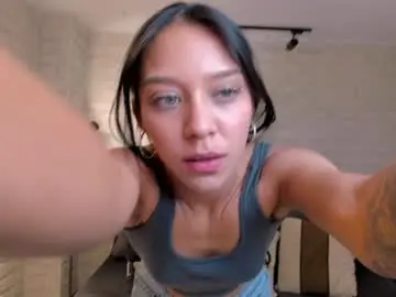 Amalia_cruss  live sex cam
