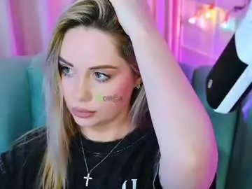 Annadelvie  live sex cam