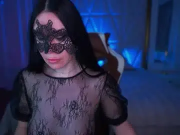 Blacksilkqueen  live sex cam