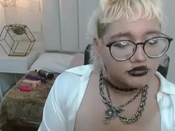 Echypyon_tk  live sex cam