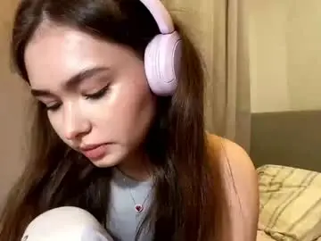 Johnnaeames  live sex cam