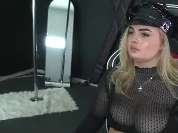 Kenzie_reevess  live sex cam