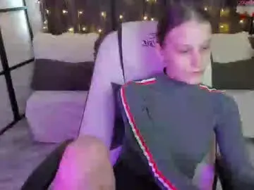 Krisdoeil  live sex cam