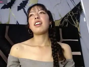 Lunaembercs  live sex cam