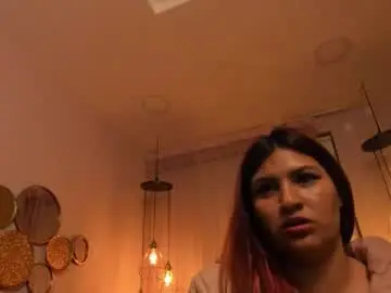 Magic_sofia  live sex cam