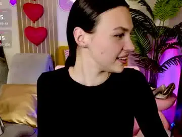Maxincarroll  live sex cam