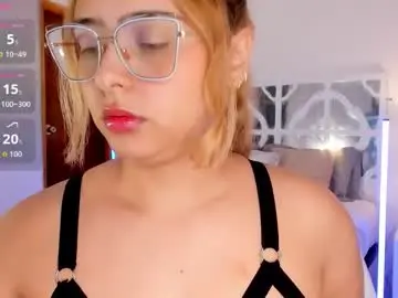 Mikaelastonne  live sex cam