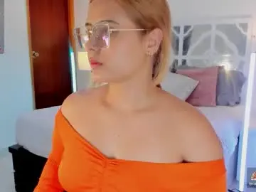 Mikaelastonne  live sex cam