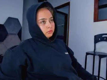 Mikaelastonne  live sex cam