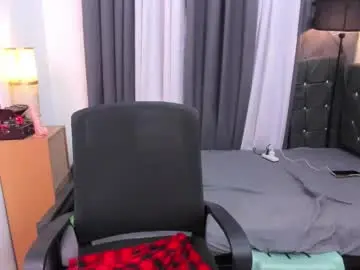 Thelusttrinity69  live sex cam